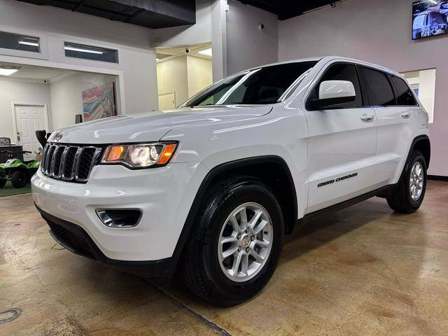 2018 Jeep Grand Cherokee Laredo RWD photo