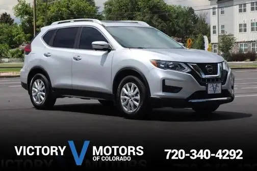 2018 Nissan Rogue SV FWD photo