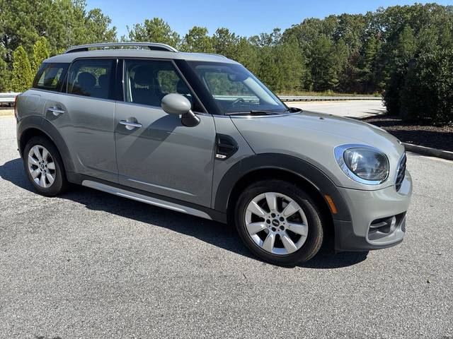 2019 MINI Countryman Cooper FWD photo