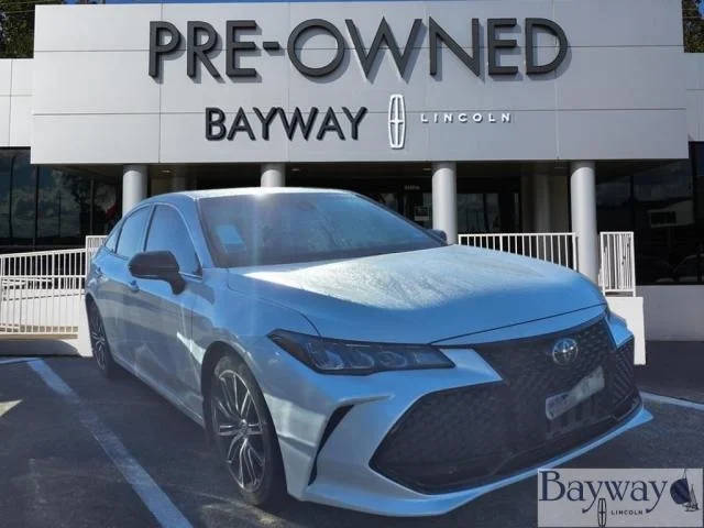 2019 Toyota Avalon XSE FWD photo