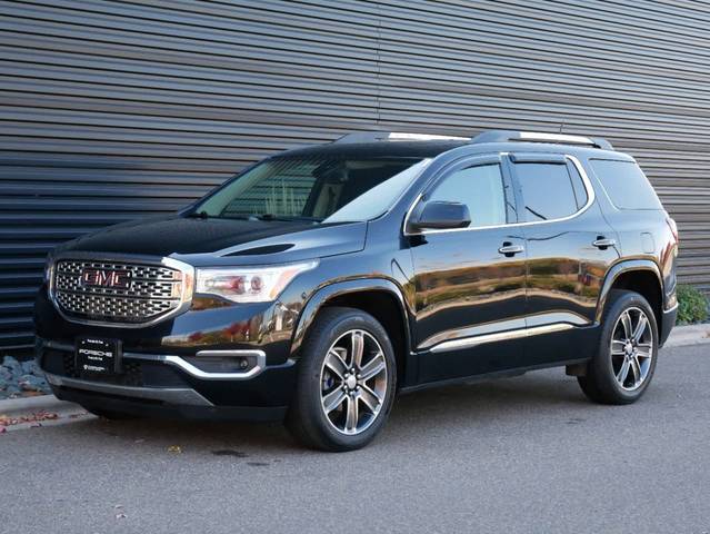 2019 GMC Acadia Denali AWD photo