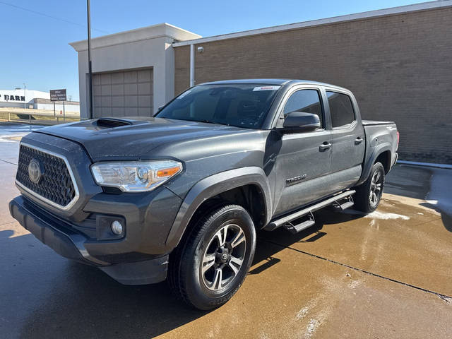 2018 Toyota Tacoma TRD Sport RWD photo