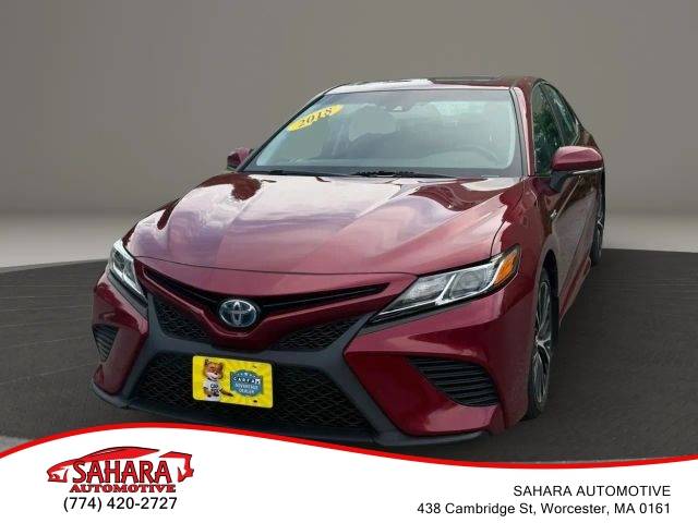 2018 Toyota Camry Hybrid SE FWD photo