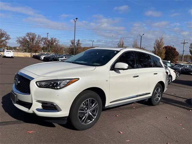 2019 Infiniti QX60 LUXE AWD photo