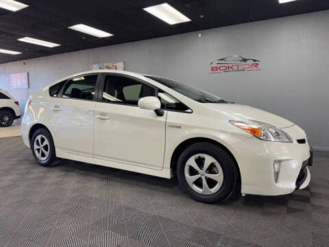 2015 Toyota Prius Two FWD photo