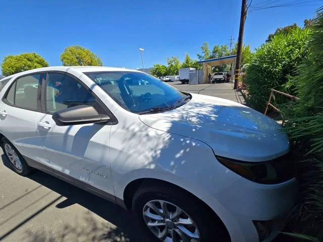 2019 Chevrolet Equinox LS AWD photo