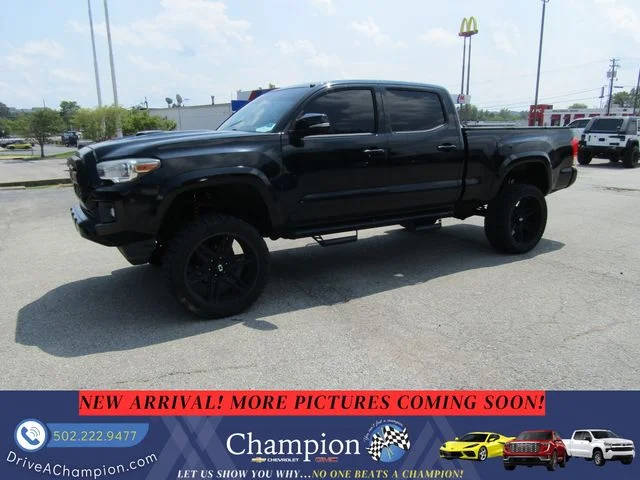 2018 Toyota Tacoma TRD Sport 4WD photo