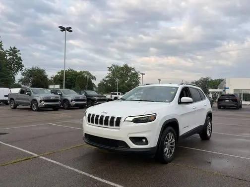 2019 Jeep Cherokee Latitude Plus 4WD photo