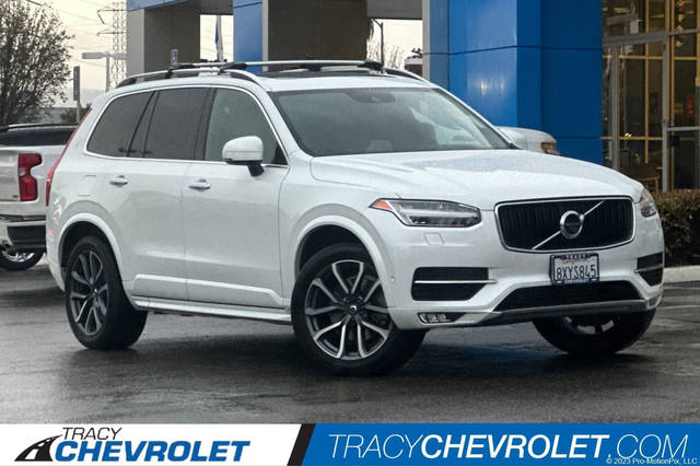 2019 Volvo XC90 Momentum AWD photo