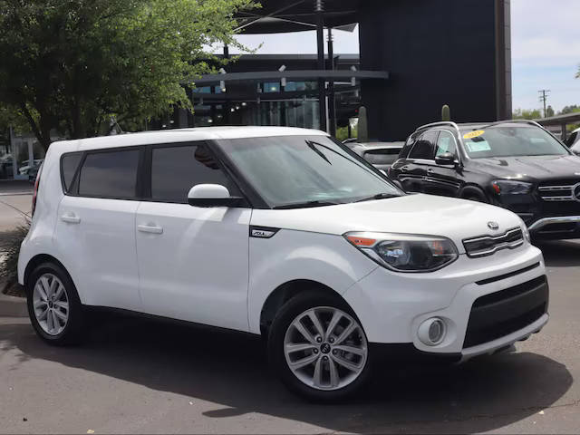 2019 Kia Soul + FWD photo
