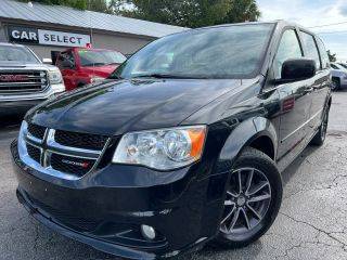 2017 Dodge Grand Caravan SXT FWD photo