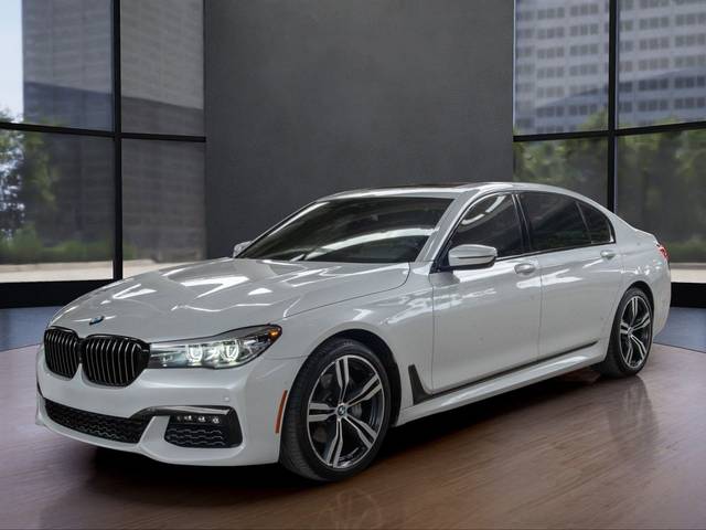 2019 BMW 7 Series 740i RWD photo