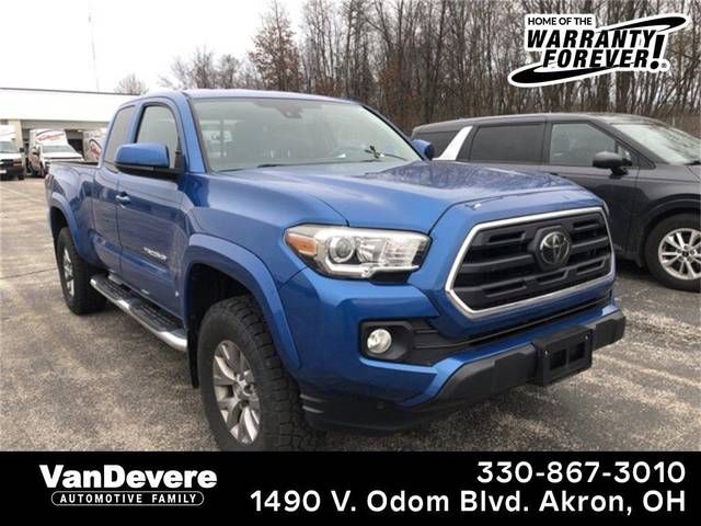 2018 Toyota Tacoma SR5 4WD photo