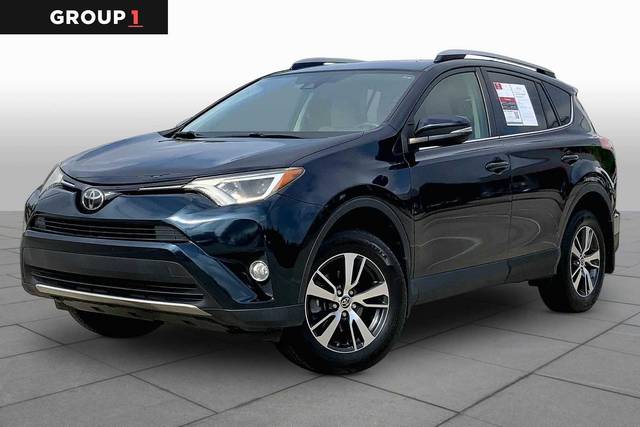 2018 Toyota RAV4 XLE FWD photo