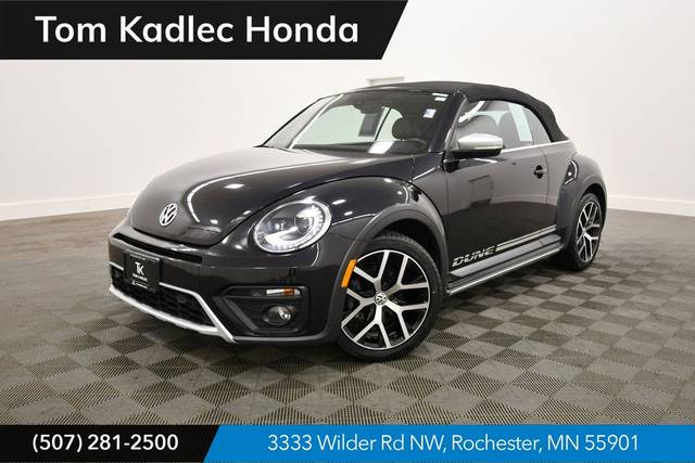 2018 Volkswagen Beetle Dune FWD photo