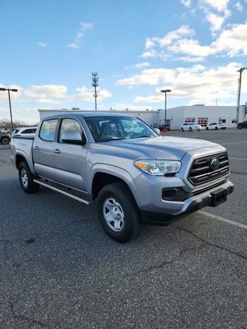 2018 Toyota Tacoma SR 4WD photo