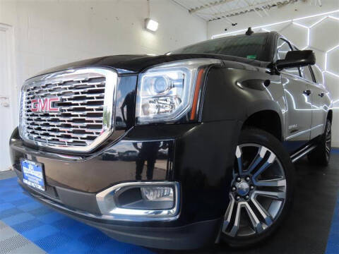 2019 GMC Yukon XL Denali RWD photo