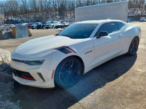 2018 Chevrolet Camaro 2LT RWD photo