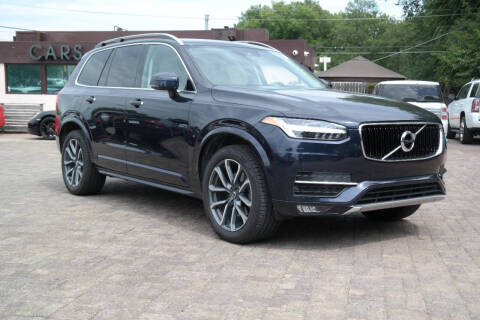 2019 Volvo XC90 Momentum AWD photo