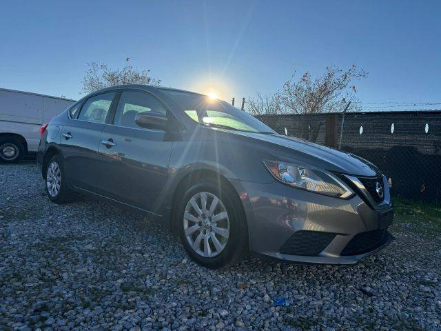 2018 Nissan Sentra S FWD photo