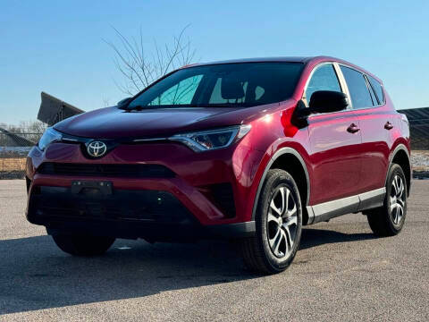 2018 Toyota RAV4 LE AWD photo