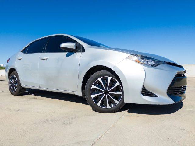 2019 Toyota Corolla LE FWD photo