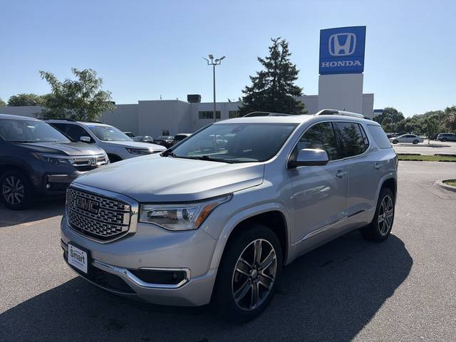 2019 GMC Acadia Denali AWD photo