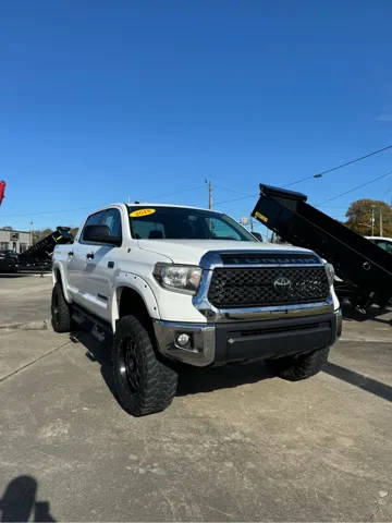 2018 Toyota Tundra SR5 4WD photo