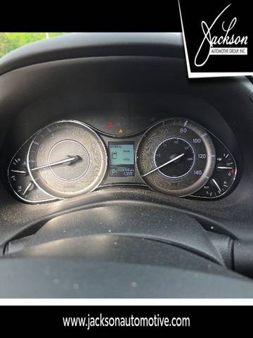 2017 Infiniti QX80 Signature Edition RWD photo