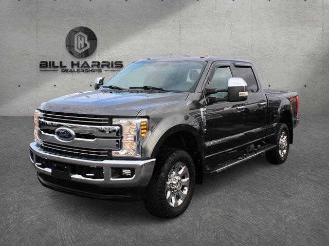 2019 Ford F-350 Super Duty LARIAT 4WD photo