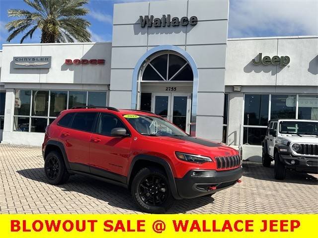 2019 Jeep Cherokee Trailhawk 4WD photo