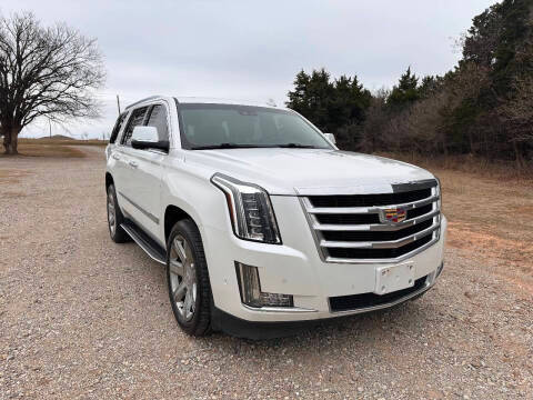 2018 Cadillac Escalade Luxury 4WD photo