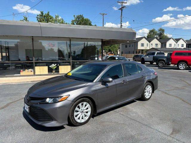 2018 Toyota Camry LE FWD photo