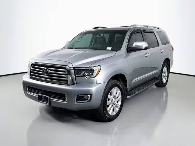 2018 Toyota Sequoia Platinum 4WD photo
