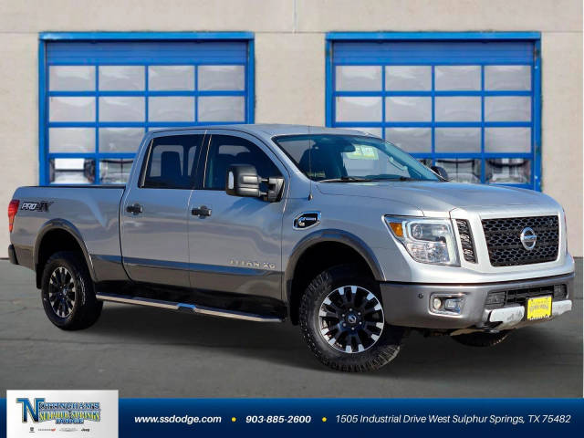 2018 Nissan Titan XD PRO-4X 4WD photo