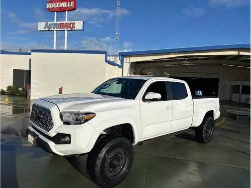 2018 Toyota Tacoma TRD Off Road 4WD photo