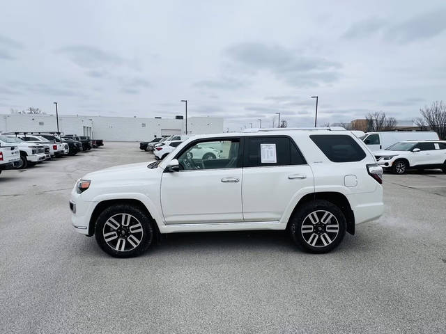 2018 Toyota 4Runner Limited 4WD photo