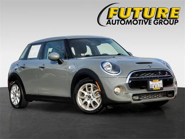 2019 MINI Hardtop 4 Door Cooper S FWD photo