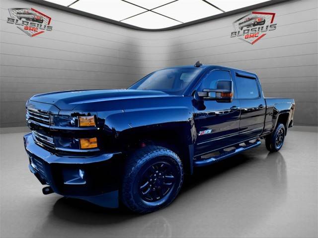 2019 Chevrolet Silverado 2500HD LTZ 4WD photo