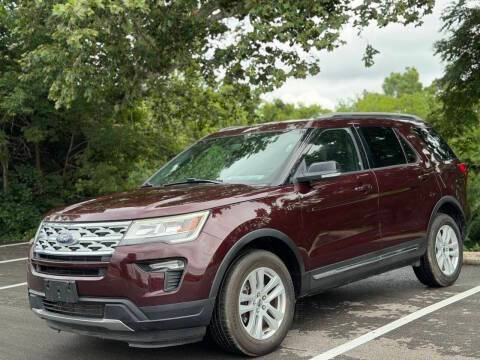 2018 Ford Explorer XLT 4WD photo