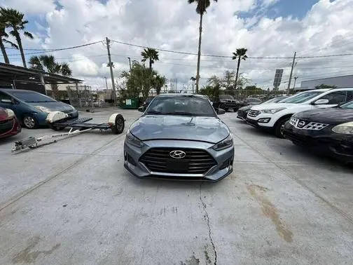 2019 Hyundai Veloster 2.0 Premium FWD photo