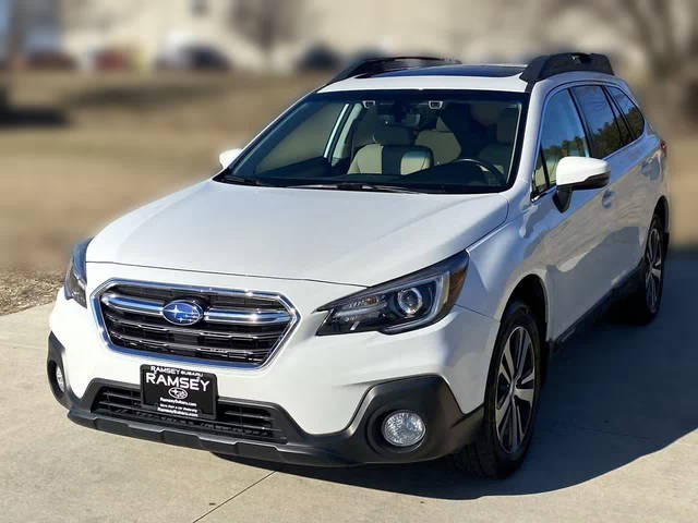 2019 Subaru Outback Limited AWD photo