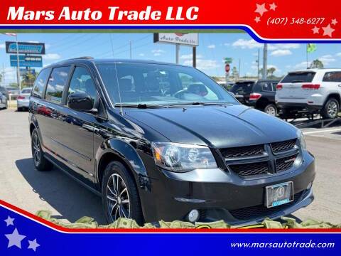 2017 Dodge Grand Caravan GT FWD photo