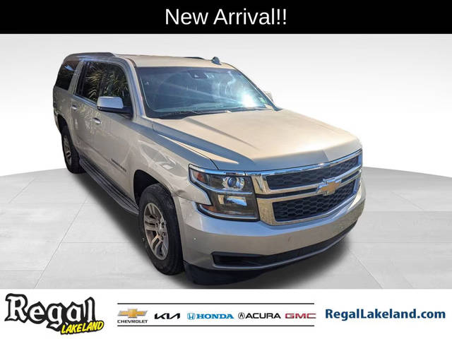 2017 Chevrolet Suburban LT 4WD photo