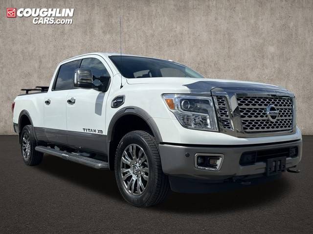 2018 Nissan Titan XD Platinum Reserve 4WD photo