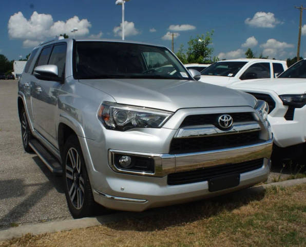 2018 Toyota 4Runner Limited RWD photo