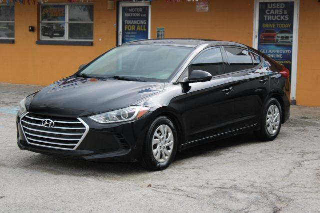 2018 Hyundai Elantra SE FWD photo