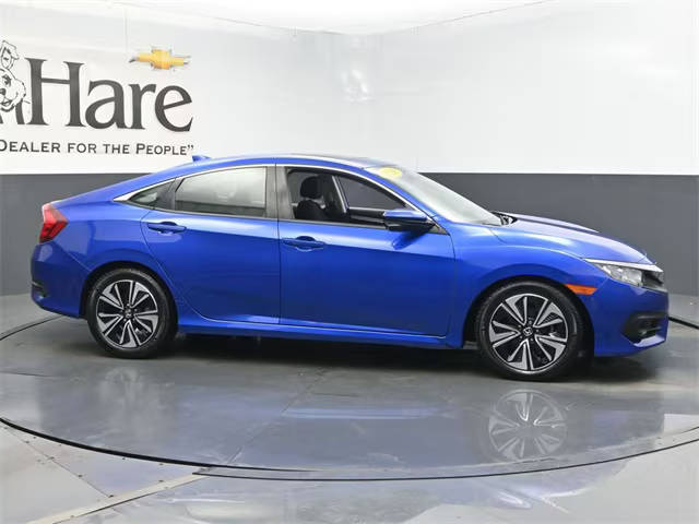2018 Honda Civic EX-T FWD photo