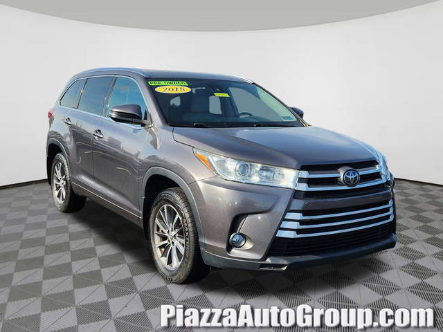 2018 Toyota Highlander XLE AWD photo