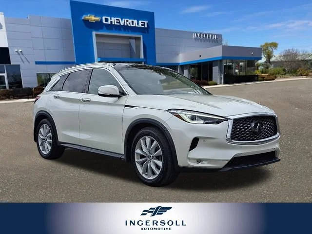 2019 Infiniti QX50 ESSENTIAL AWD photo